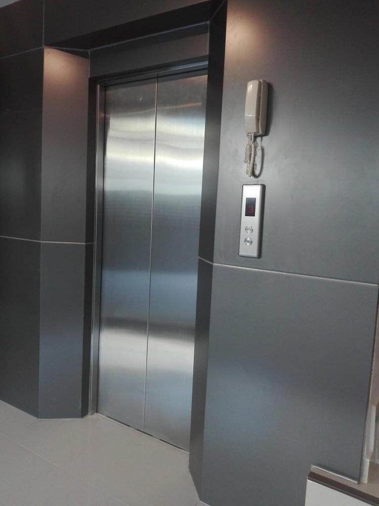 Ud House Aparthotel Udon Thani Ngoại thất bức ảnh