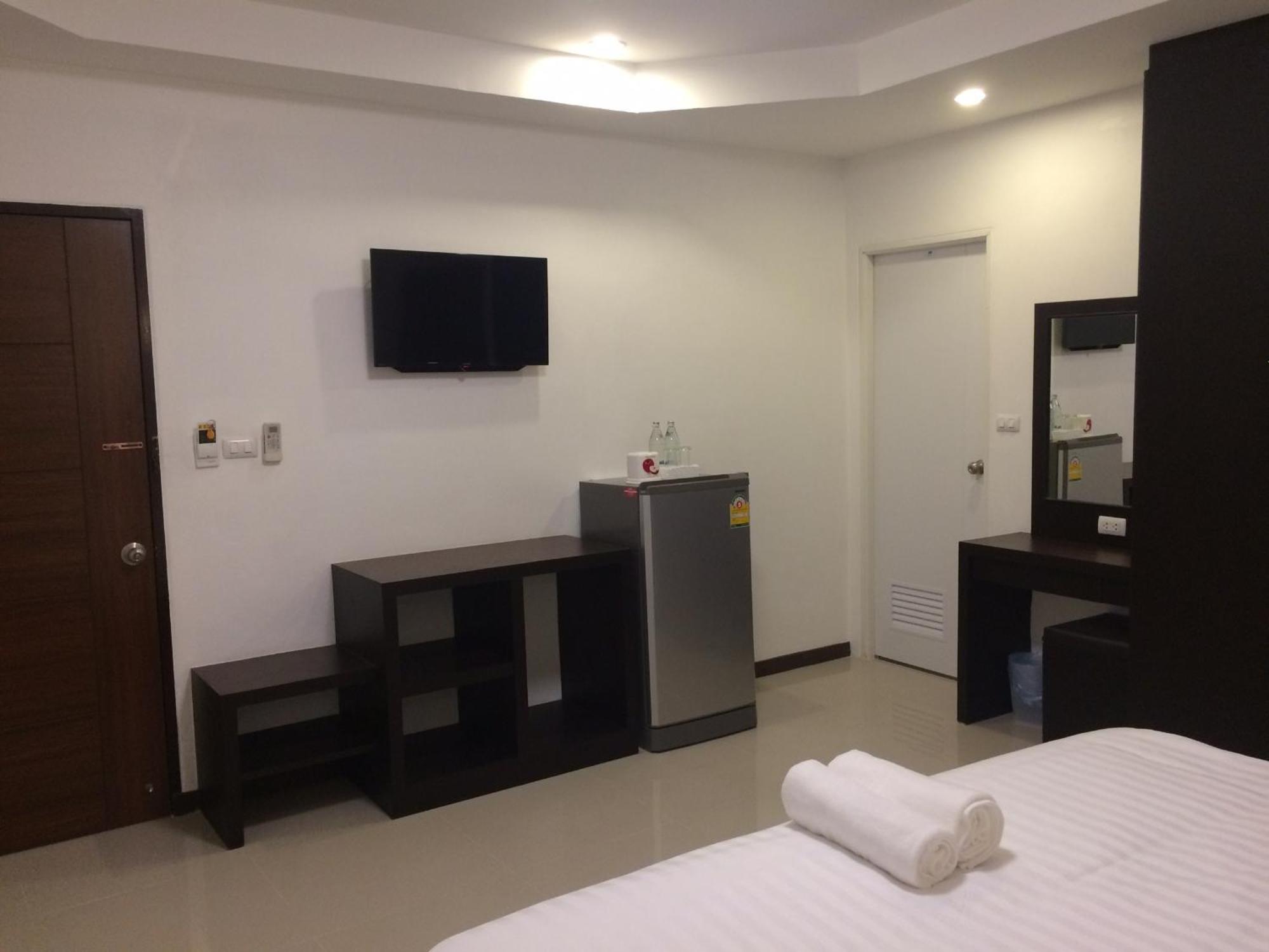 Ud House Aparthotel Udon Thani Ngoại thất bức ảnh